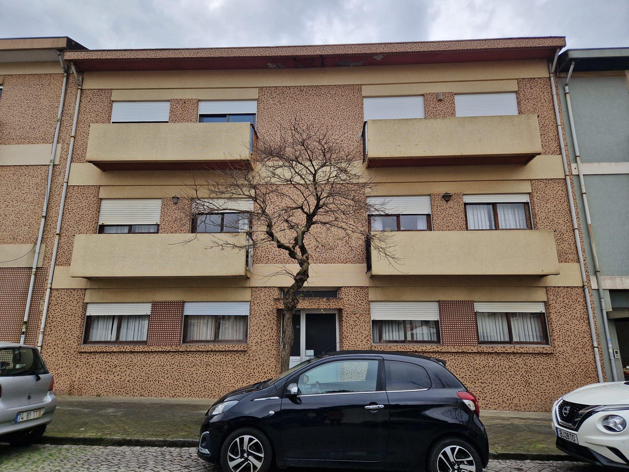 Apartamento T3 em Espinho com Vista e Proximidade à Praia - Image 42